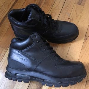 Nike ACG boots